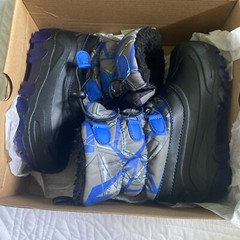 Members Mark Kids Size 11/12 Blue Waterproof Insulated Snow Boots