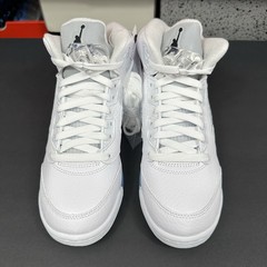 Nike Air Jordan 5 Retro White Metallic Silver 2026 GS Size 5.5Y HQ7980-103