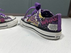 Converse Kids Size 7 Batman DC Comics Villain SAMPLE PAIR Low Top Shoes Youth