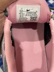 Kids Nike Air Max Plus GS Trainers CD0609 008 Grey/Pink Size US 4.5Y