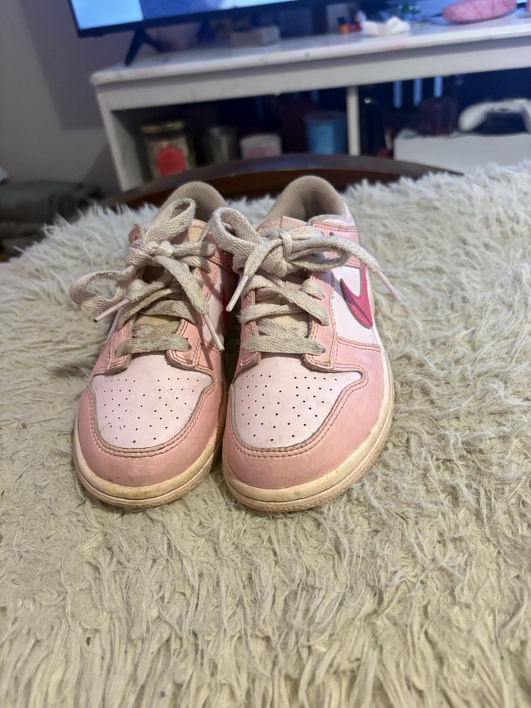 Nike Dunk Low Triple Pink Kids‘ Sneakers Size 13c DH9756-600
