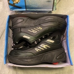 Air Wave Size 3 Wheel Roller Shoes, Black and Green, New In Box