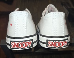 Peanuts® Snoopy White Canvas/Hearts Lace-Up Sneakers Toddler Size 9