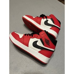 Nike Air Jordan 1 Mid Chicago Red White Black Kids Sneakers US 6.5Y 554724-161