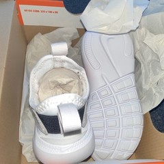 Nike Flex Runner 4 AOP (PS) White Orange Black Athletic Sneaker Kids Size 11.5