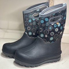 BOGS Classic High Waterproof Insulated -35°F Winter Boots Big Kid Size 1 Handles