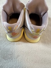 Nike Kyrie Infinity Mid Pyramid Hi Top Shoes Sneakers DD0334-501 Size 7 Y