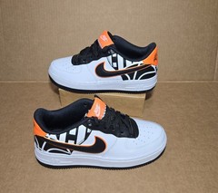 Nike Air Force 1 LV8 Low GS – Boy/Girl Size 4Y – White Black Orange 820438-109