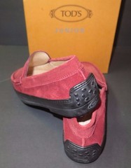 BNWT Beautiful Designer TODS JUNIOR Kids Red Suede Loafer Shoes 33 ITALY