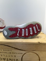 Nike Air Jordan 11 Retro ‚Cherry‘ Red & White 378039-116 Size 11C