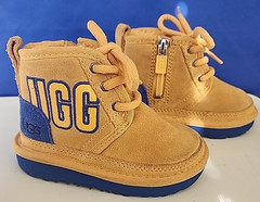 UGG TODDLER NEUMEL II CANARY CHUKKA BOOTS SZ 6 US – USED