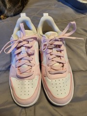 Nike Dunk Low Size 6 1/2 Youth
