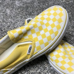 Vans Off The Wall Yellow/White Checker Pattern Youth Size: 4 Slide In Shoe