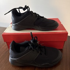 kids Size 2Y (PS) – Nike Air Max 270 Low Triple Black 904231 004