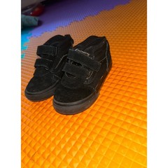 Vans Ward V Mid Black Suede Canvas Toddler Sneakers Size 6.0 VN0A38J2BKA