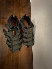Kids Eddie Bauer Sandles Size 11