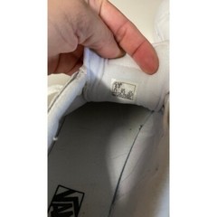 Vans kids Seldan leather upper white low top Sneakers size 6 youth