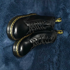 Kids boots new condition