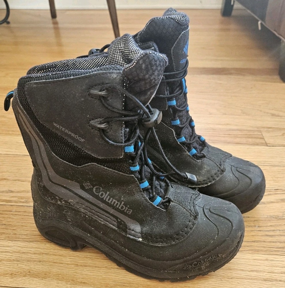 Columbia Kids‘ Bugaboot Omni-Heat Waterproof Winter Boots in Black Size 5