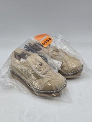 NEW Modern Moments by Gerber Unisex-Child Oxfords – Light Brown – Size 7 Kids