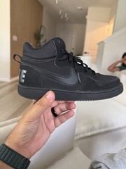Nike Court Borough Mid