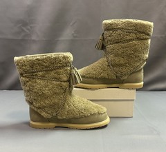 New Donsje Myril Stone Sheep Wool / Shearling Kids Boots W Tassel – US 1 / EU 32
