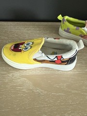 SpongeBob Square Pants and Patrick Star Kids Slip On Shoes Size 8