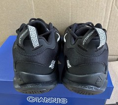 ⚡️Nike Giannis Immortality 2 GS Holographic Black/Wolf Grey (Sz 7Y) DQ1943003