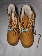 CHILDRENS WATERPROOF BOOTS TAN/GOLD COLOR NWT