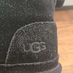 Kids UGG Neumel II Ankle Boots – Black Suede, Size 2 US [1017320K]