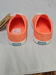 NATIVE Jefferson Popstar Orange Shell White Child Sz C4 Slip-on Shoes EUC W Box