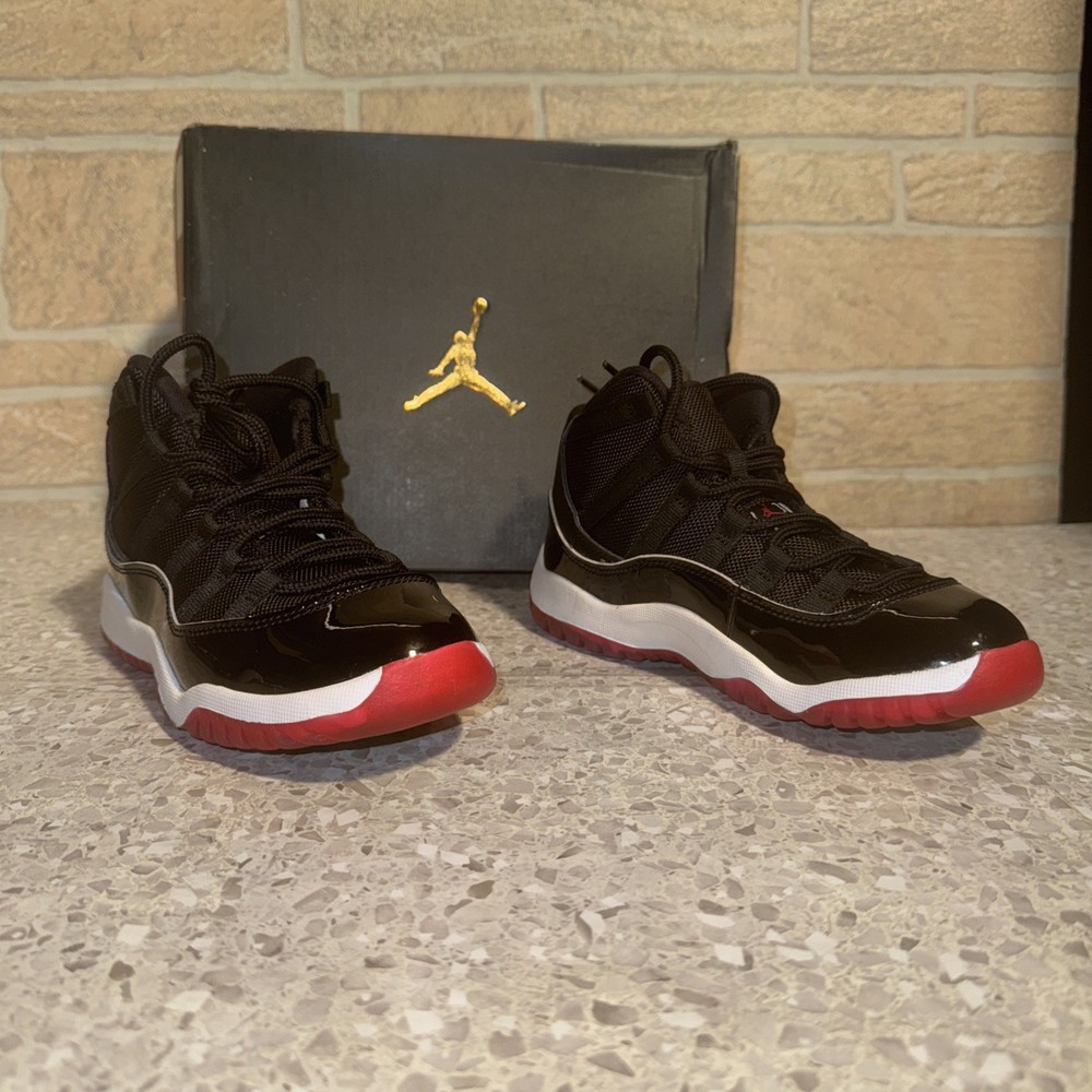 Air Jordan 11 Retro Low Concord-Bred 2019 Size 2Y New #378039-061 Box Worn
