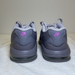 PS Nike Air Max Invigor Print Grey Purple AH5263-001 NEW in Box Kids Size 12c
