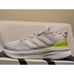 Adidas Ultra run Size 5Y