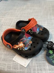 CROCS Classic Toddler Kid’s I am Space Galaxy Glow In The Dark Sz C4 shoes