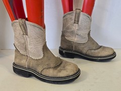 Ariat Youth – Size 3 – Tan & Cream Round Toe Cowboy Boots 10001995