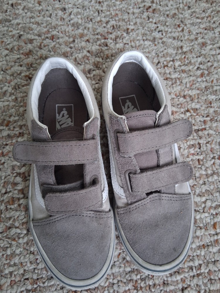 Vans Suede And Canvas Low Top Size 2.5 Youth