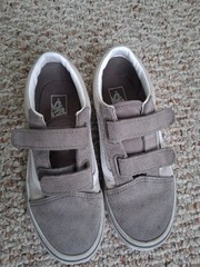 Vans Suede And Canvas Low Top Size 2.5 Youth