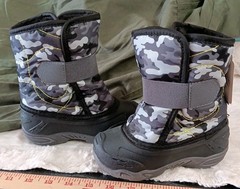 KAMIK Snowbug Insulated Waterproof Boots Toddler Sz 8 Camo Gray White Faux Fur