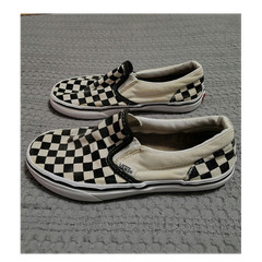 Vans Classic Slip-On Checkerboard Black/White Canvas Slip-On Rubber Sole US 2