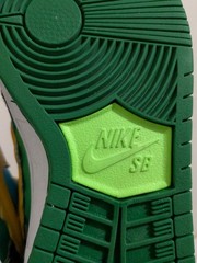 Sz 5 Nike SB Dunk Low Chunky Dunky Ben & Jerry’s CU3244-100 Unisex Sneakers EUC