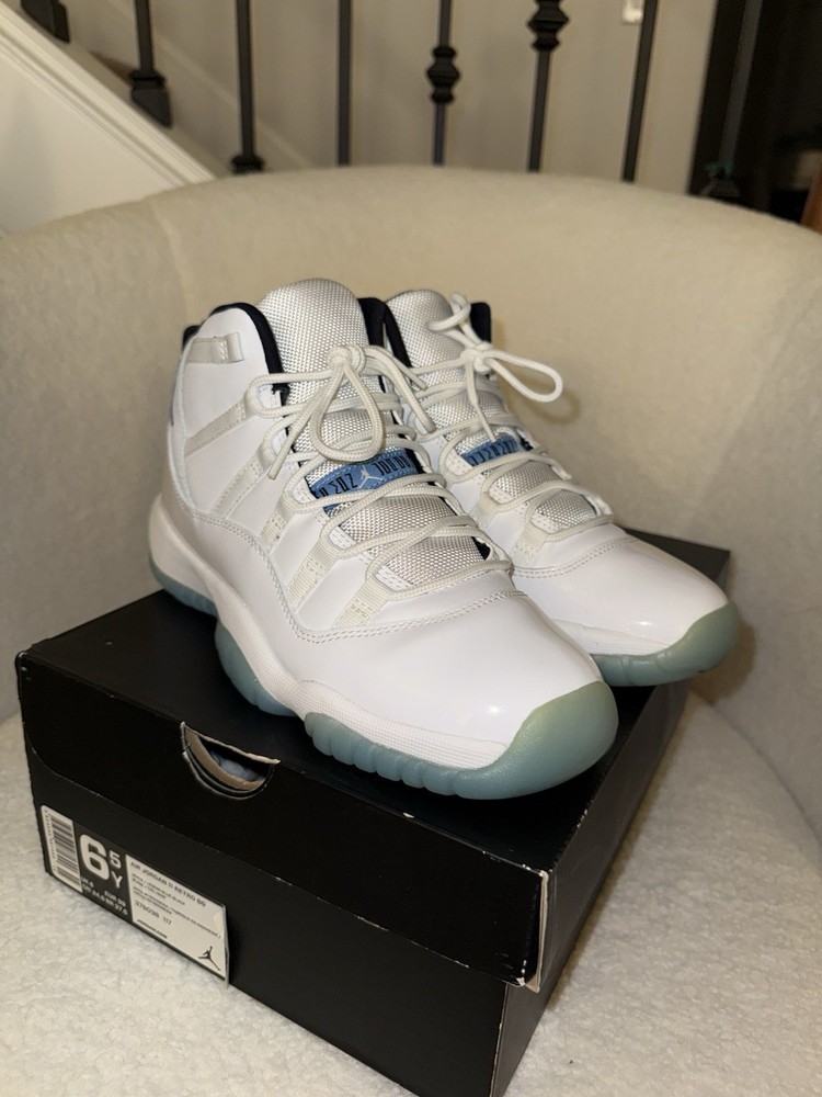 Nike Air Jordan 11 Retro BG White/Legend Blue/Black 6.5Y 378038-117