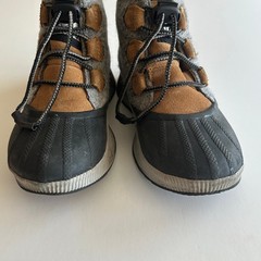 Sorel Out ’n About Classic Waterproof Boots Childrens Size 3 Camel Gray Leather