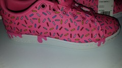 adidas x The Simpsons Stan Smith J Donut Sprinkles Junior’s 5 Women’s 6.5