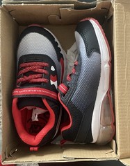 Stride Rite Made 2 Play Kids Sneakers Light Up Black Red White Gray Size 10M
