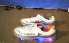 Avia, kid’s athletic shoe, 2, white/silver, felgro strap, lights up when walking