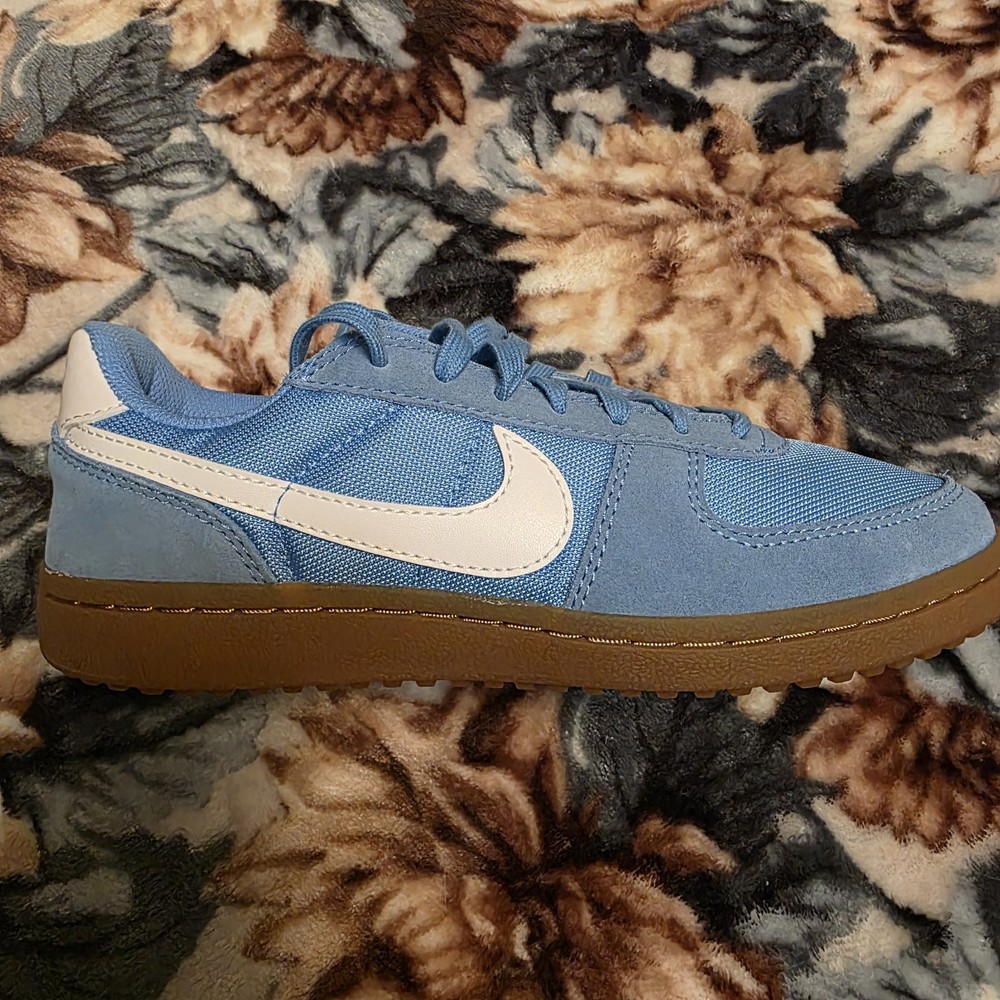 Nike Field General (GS) – University Blue/White – Size 6YBrand New