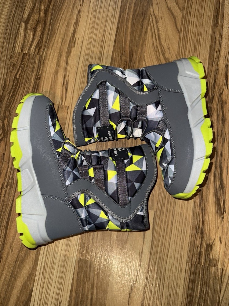 Hobibear Snow Boots NEW Sz 2Y 2 Black Gray Green Winter Skii