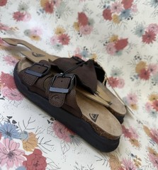 Quiksilver Kids Slide Sandals Brown/Tan Buckle Adjustable Strap US 12 EU 29