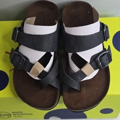 White Mountain Kids Sandals Black Brown Buckle Adjustable Strap Flat Casual